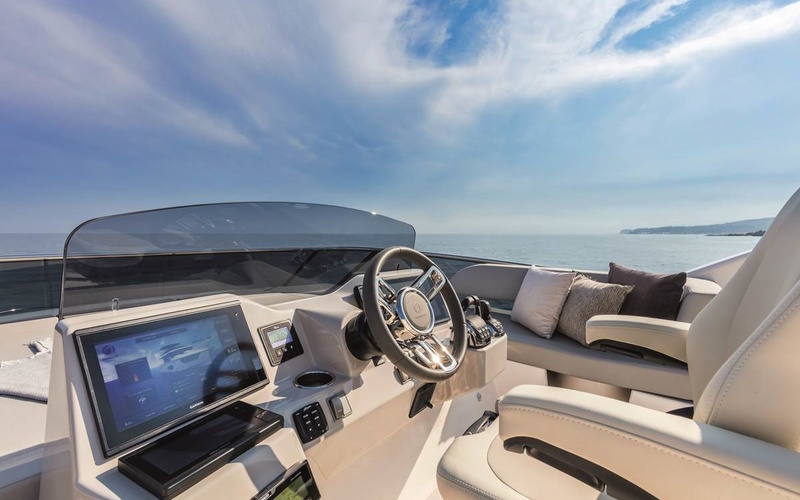 Absolute Navetta 48
